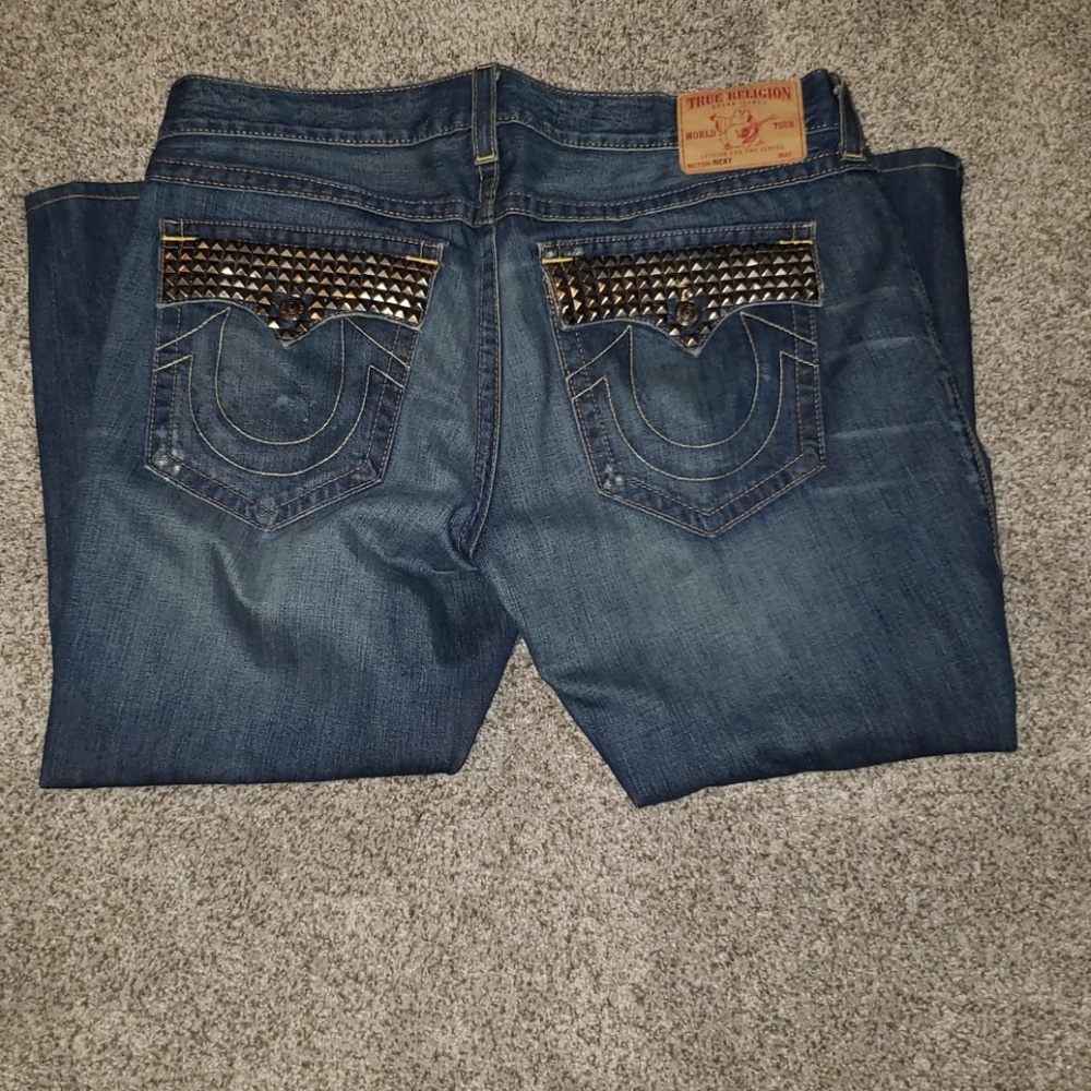 TRUE RELIGION BLUE JEANS